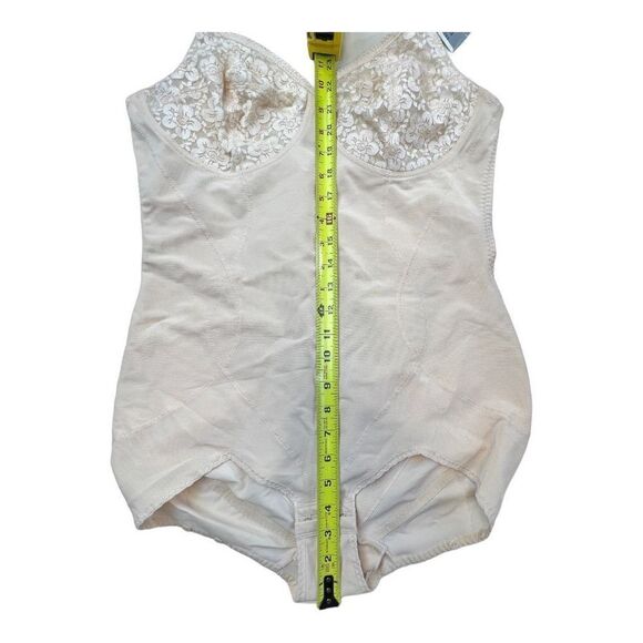 Chantelle Women's 36C Shaping Tummy Control Shapewear Bodysuit Beige Nude NWT - Picture 3 of 9